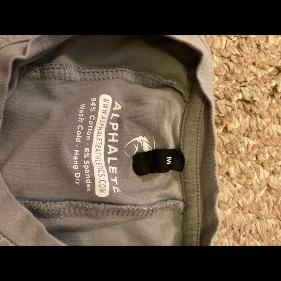 Alphalete Sleeveless - Picture 3 of 3